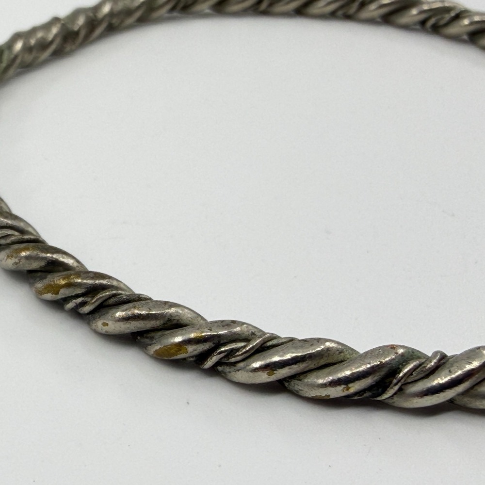 Vintage Silver Tone Twisted Rope Bangle Minimalist Boho Bracelet - Picture 6 of 10